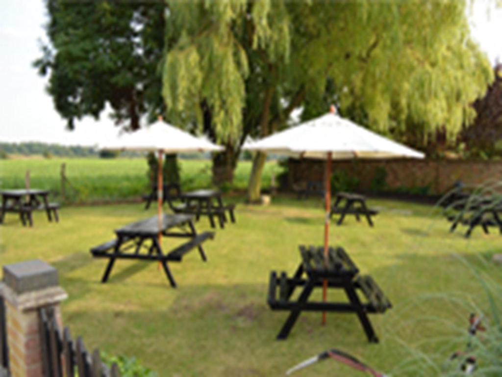 The King William IV Bed & Breakfast Royston Ruang foto